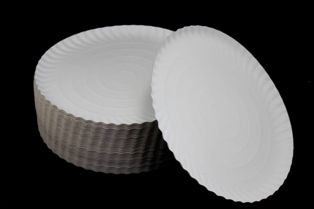 Photos of paper plates in a stack