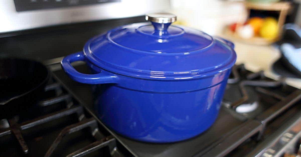 can-you-preheat-an-enameled-dutch-oven