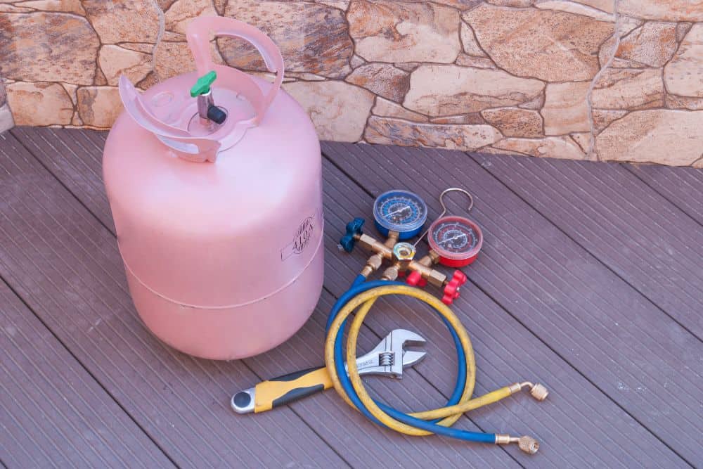 Photo of a Freon Gas Container